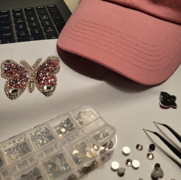 Women's Rhinestone Flower Baseball Cap - Picture 2 of 6